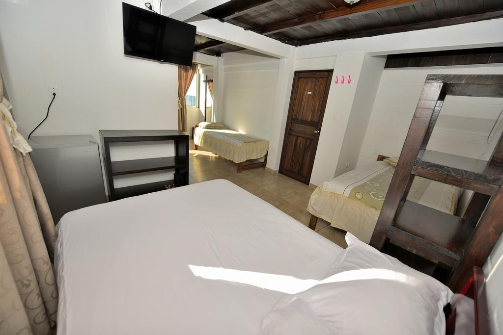 Hotel La Barca Atacames Eksteriør bilde